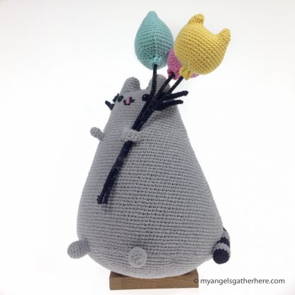 pusheen balloon plush