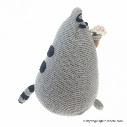 ice cream pusheen plushie